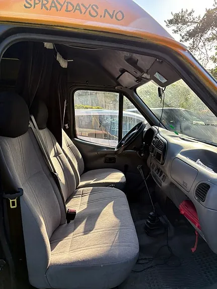 Ford Transit 330M Van 1994 photo 5