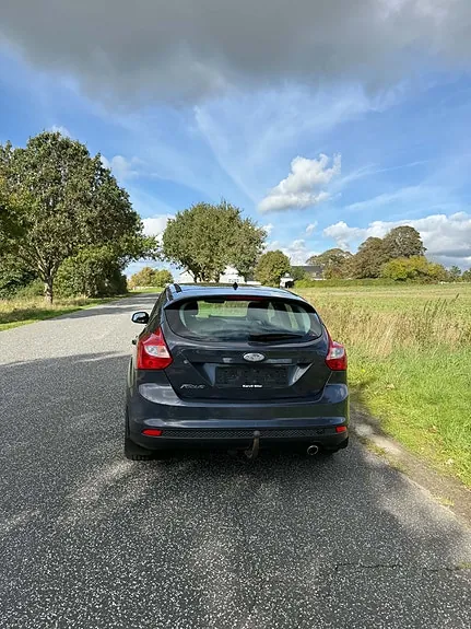 Ford Focus 2011 photo 5
