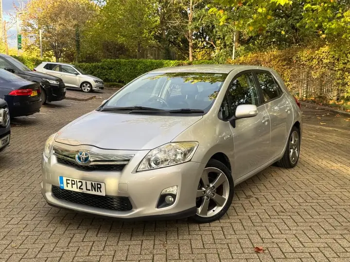 Toyota Auris 2012 photo 4