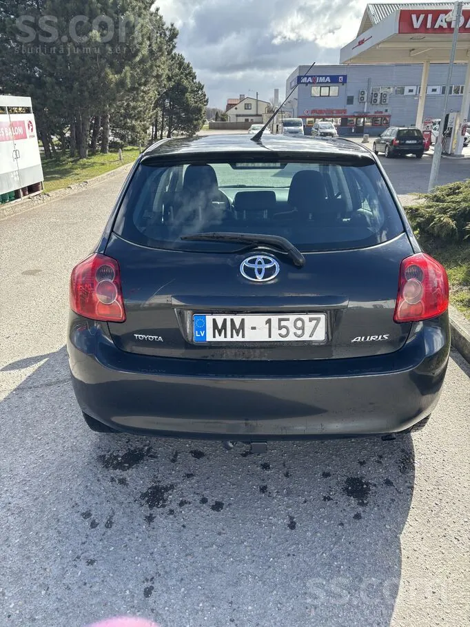 Toyota Auris 2008 photo 3