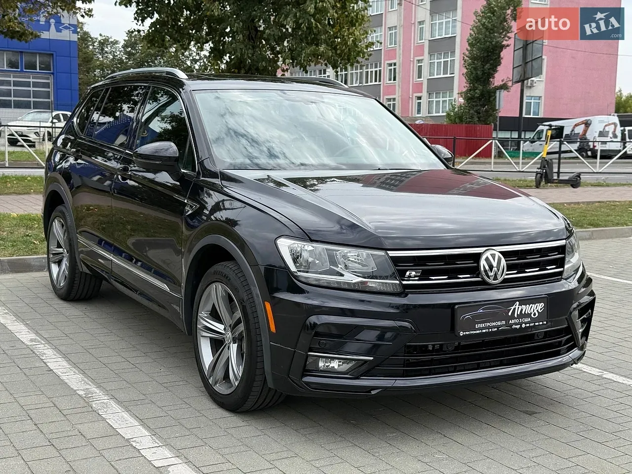 Volkswagen Tiguan 2018 photo 3