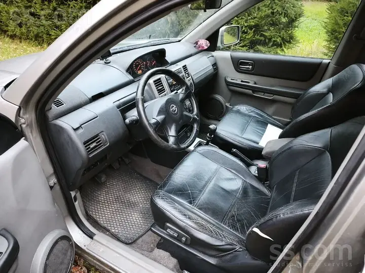 Nissan X-Trail 2005 photo 4