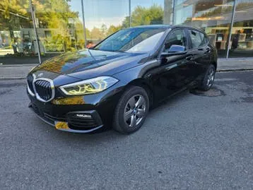 BMW 118Ia 2021 photo 3