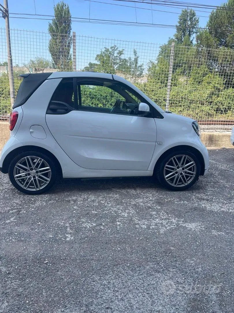 Smart Fortwo 2018 photo 5