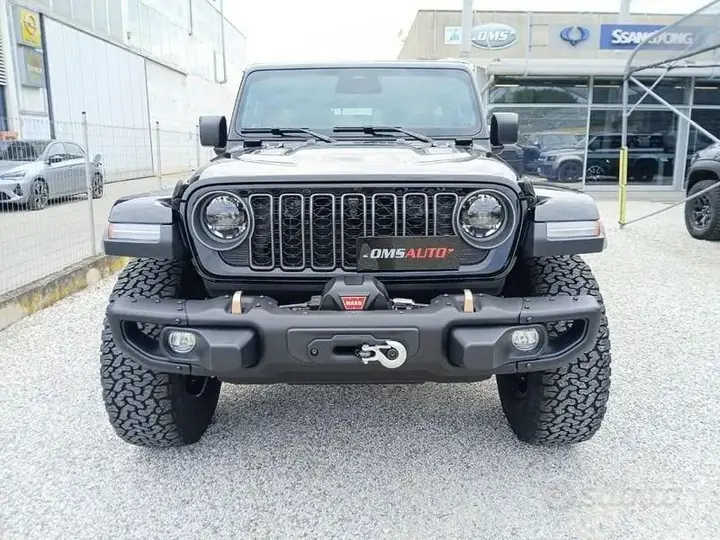 Jeep Wrangler Unlimited 2026 photo 3