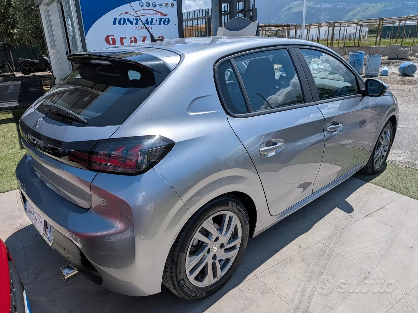 Peugeot 208 2020 photo 4