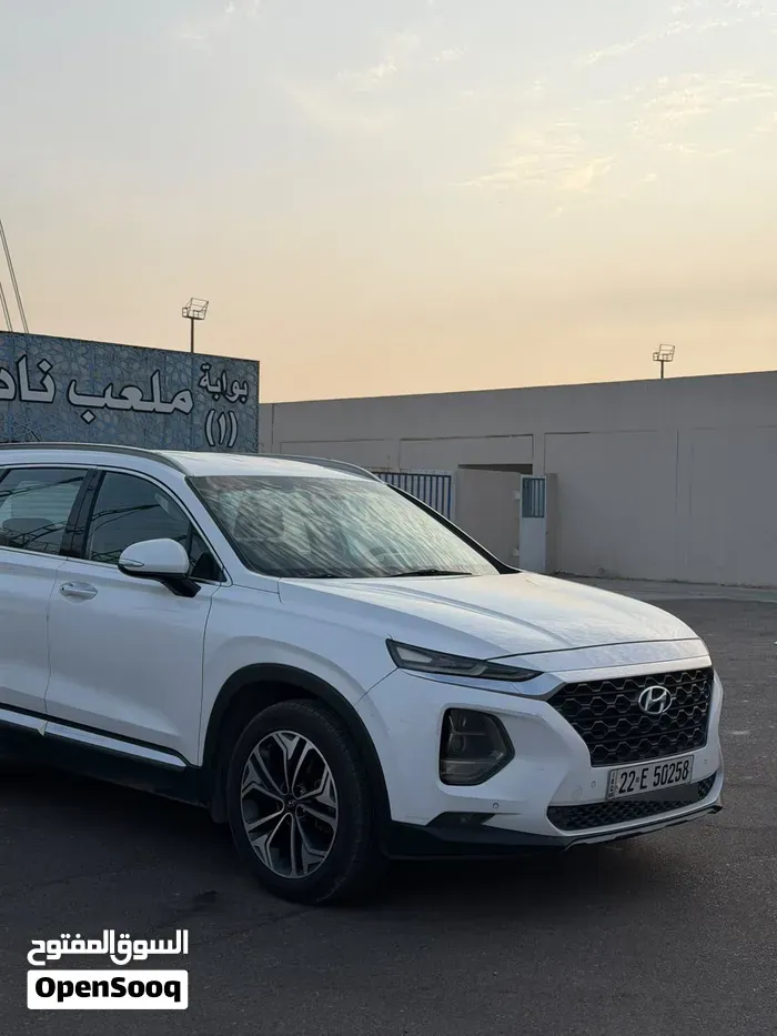 Hyundai Santa Fe 2019 photo 3