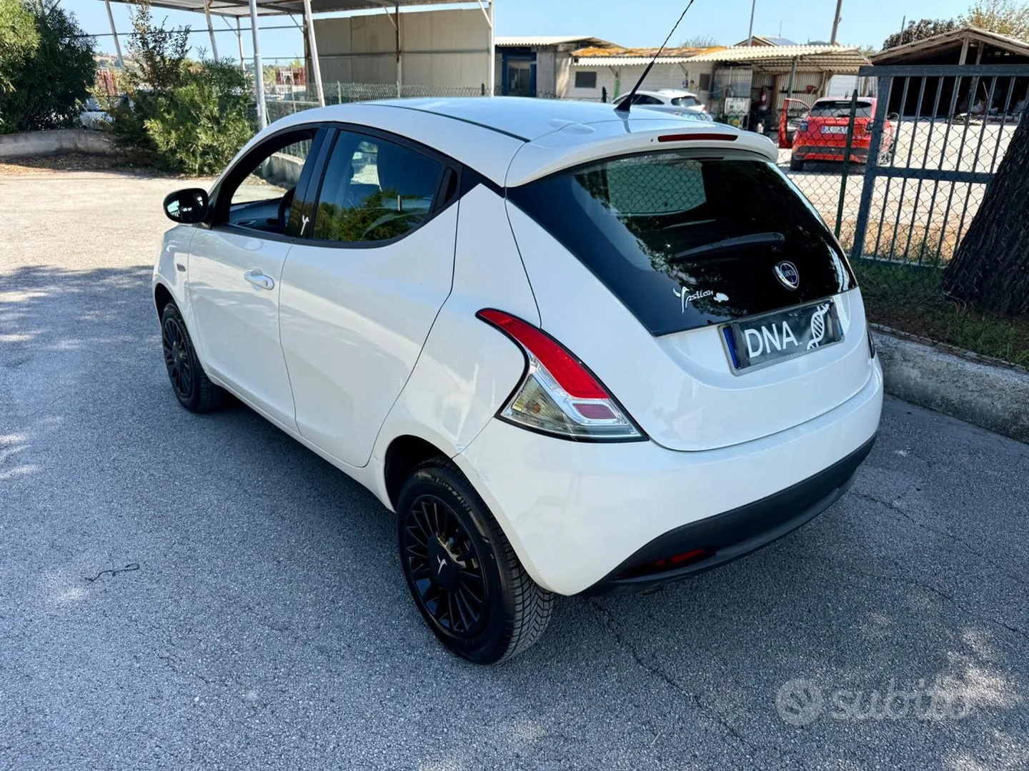 Lancia Ypsilon 2015 photo 3
