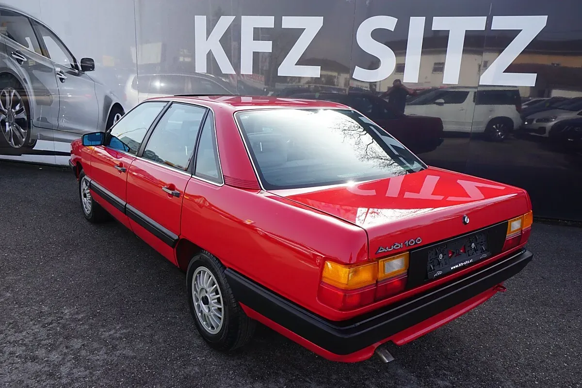 Audi 100 1986 photo 5