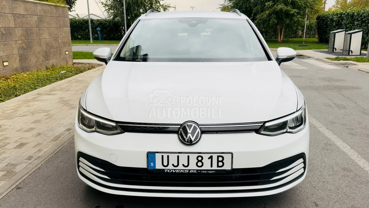 Volkswagen Golf 2022 photo 2