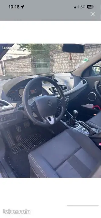 Renault Megane 2011 photo 3