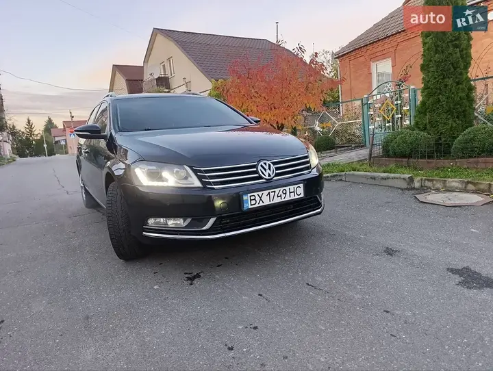 Volkswagen Passat 2011 photo 4