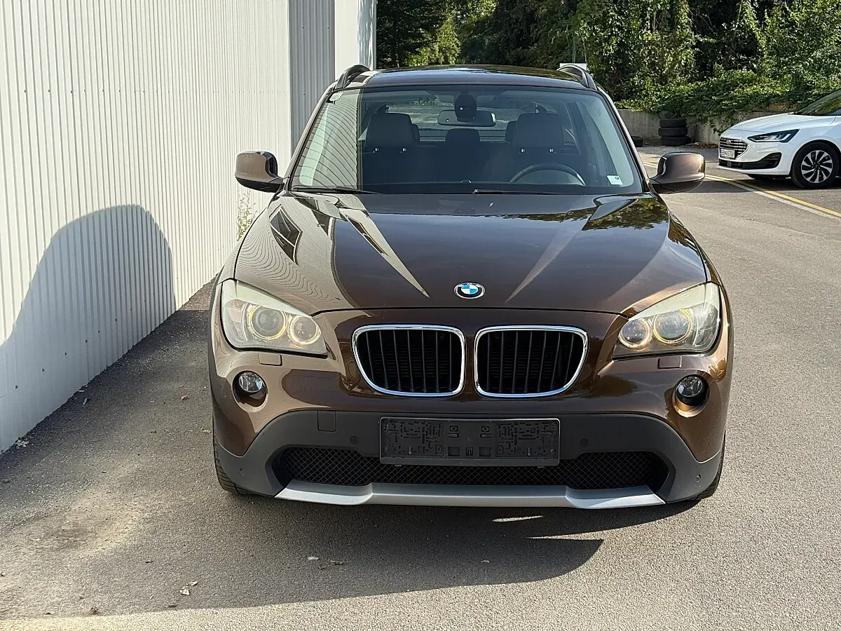 BMW X1 2011 photo 2