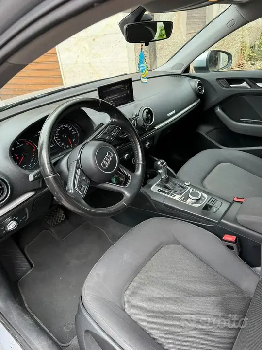 Audi A3 Sportback 2017 photo 2