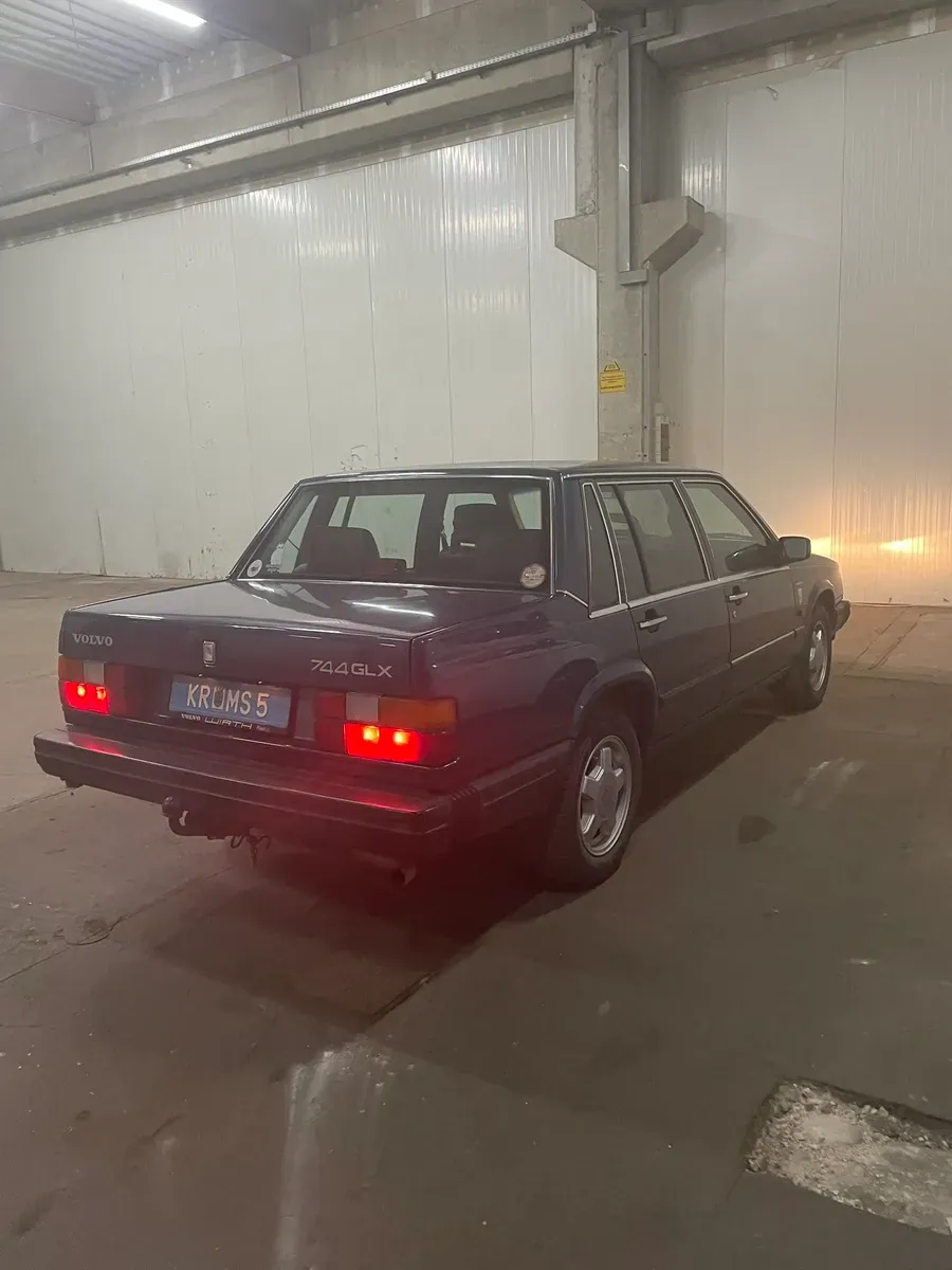 Volvo Serie 700 1988 photo 2