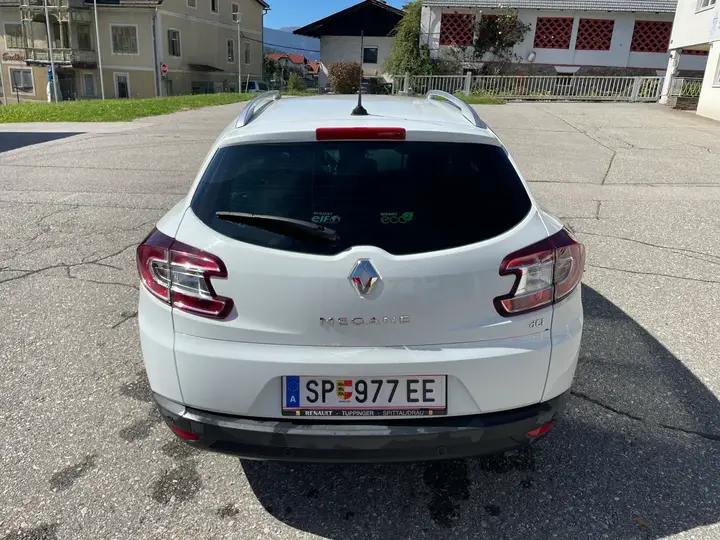 Renault Mégane Grandtour 2015 photo 3