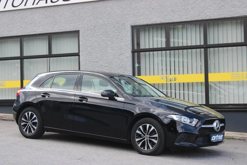 Mercedes-Benz A 180