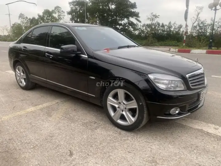 Mercedes-Benz C-Class 2010 photo 3
