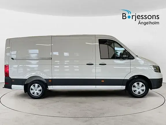 Volkswagen Crafter 2026 photo 2