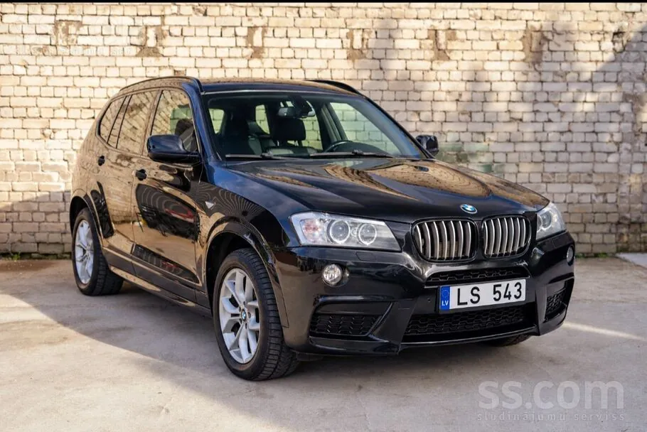 BMW X3 2011 photo 2