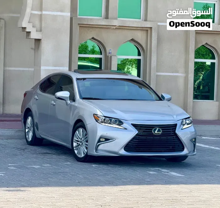 Lexus Es350 2013 photo 2
