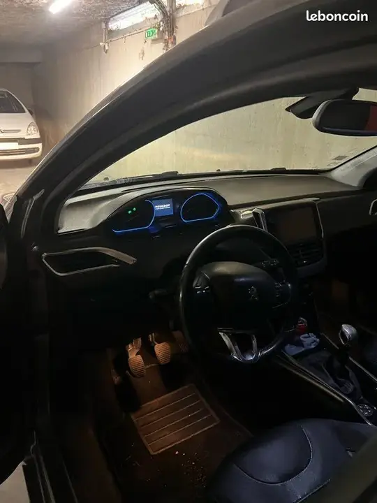 Peugeot 2008 2008 photo 3