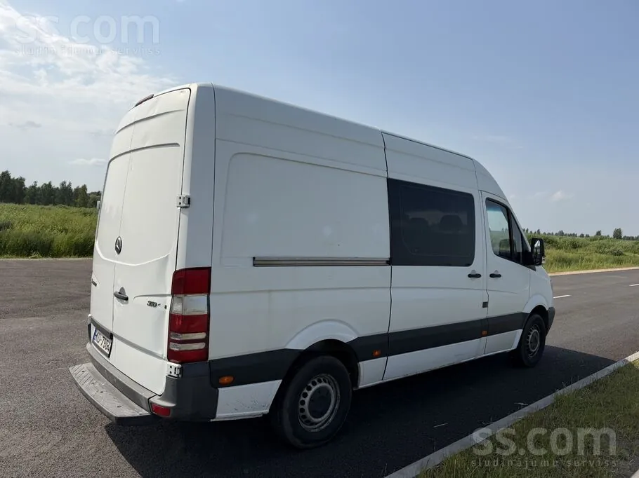 Mercedes-Benz Sprinter 2011 photo 5
