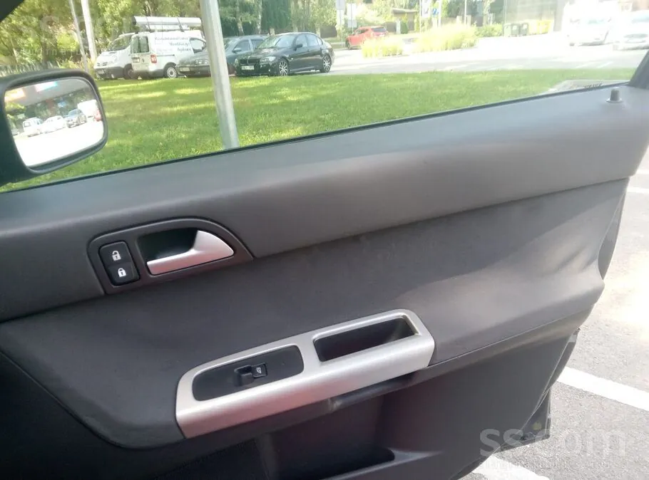 Volvo S40 2004 photo 4