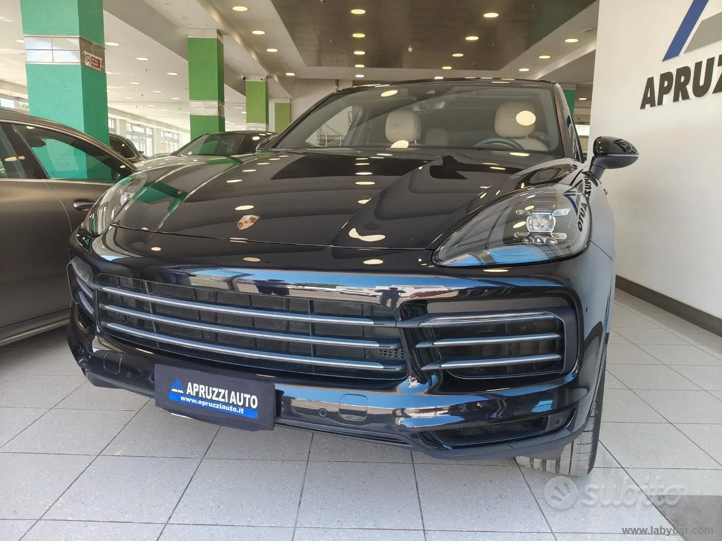Porsche Cayenne 2021 photo 2