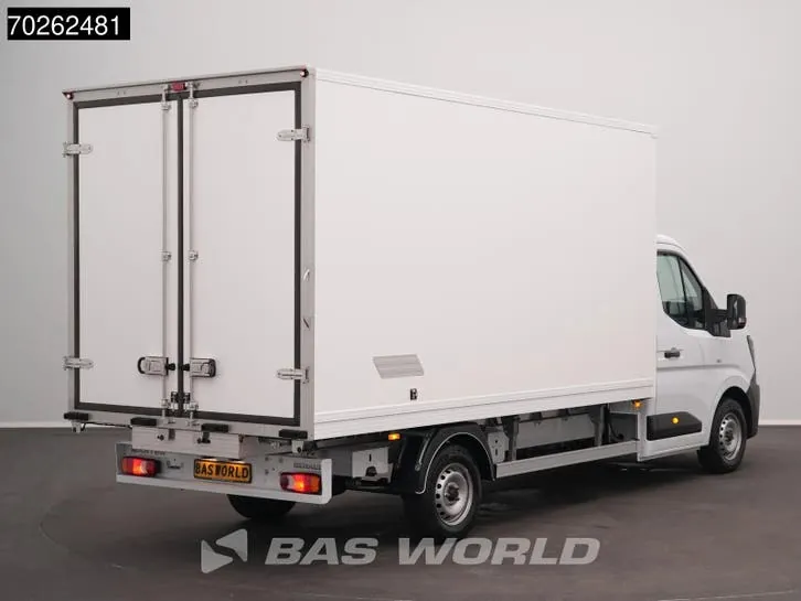 Renault Master 2024 photo 2