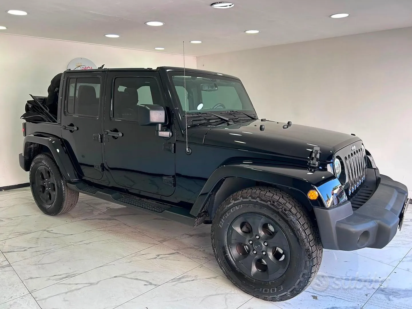 Jeep Wrangler 2015 photo 2