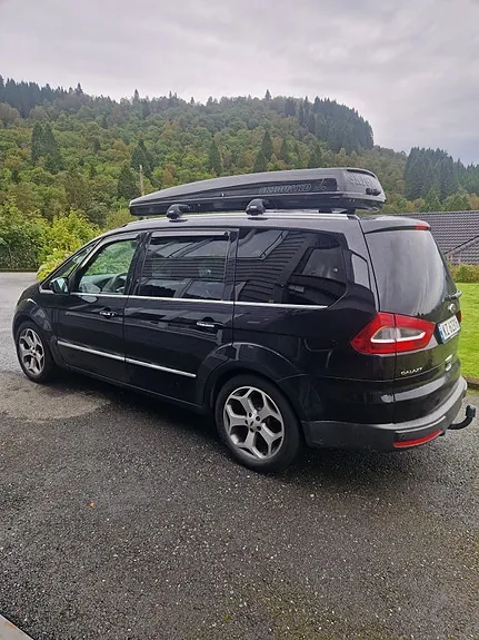 Ford Galaxy 2013 photo 3