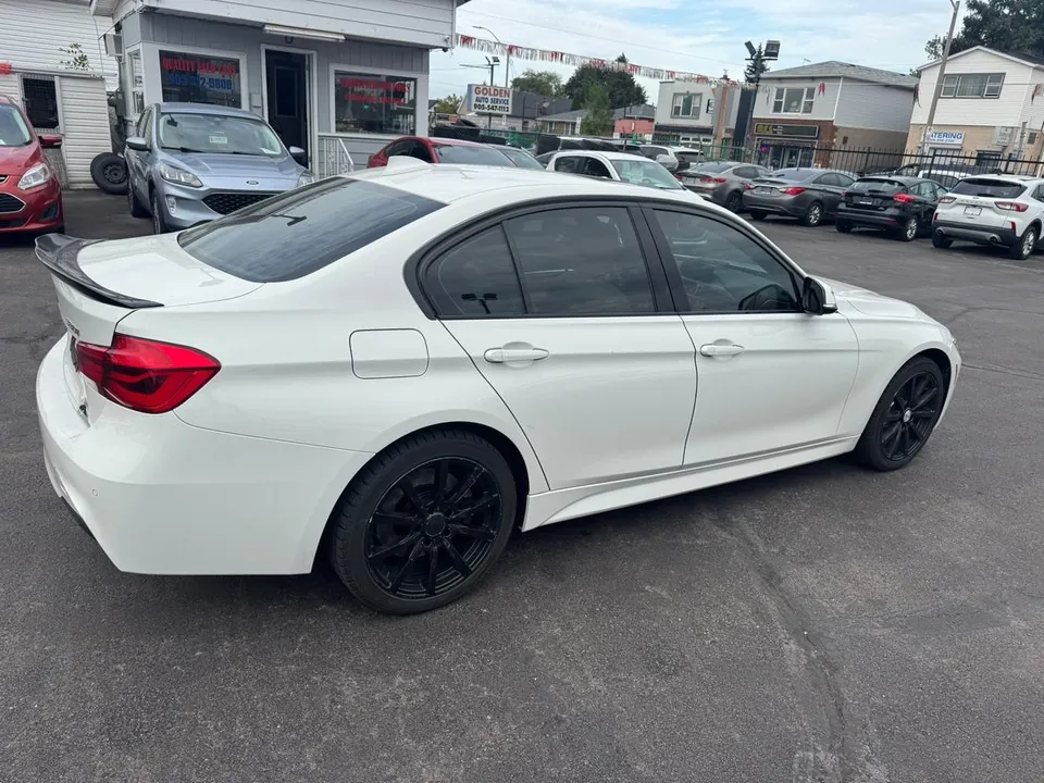 BMW 3 Series 2018 photo 4