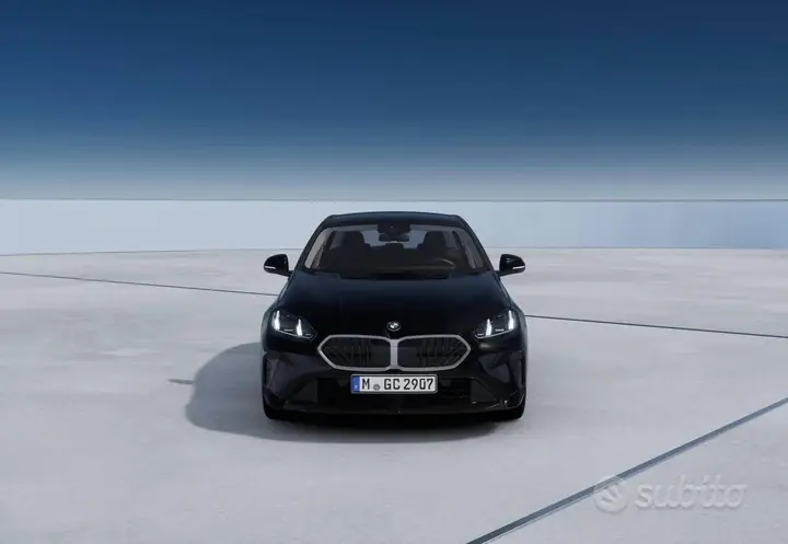 BMW 1 Series photo 3