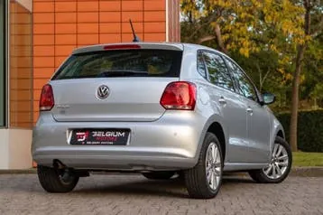 Volkswagen Polo 2011 photo 2