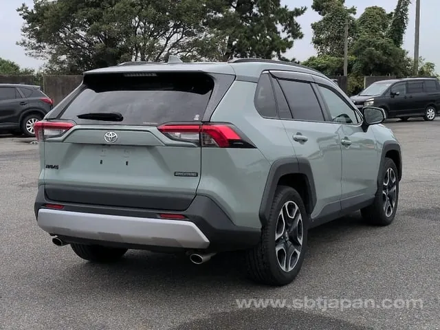 Toyota Rav4 2021 photo 4