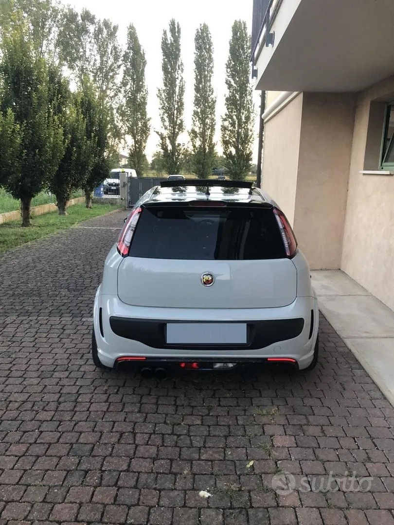 Abarth Punto Evo 2011 photo 3