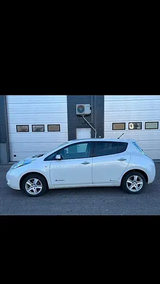 Nissan Leaf 2013 photo 4