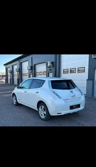 Nissan Leaf 2013 photo 2