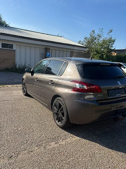 Peugeot 308 2015 photo 4