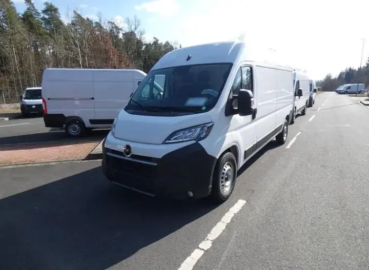 Opel Movano