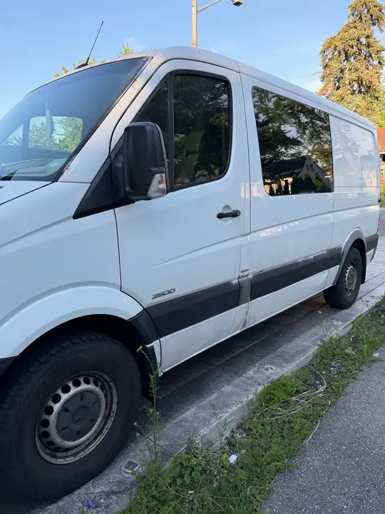 Mercedes-Benz Sprinter Van 2015 photo 2