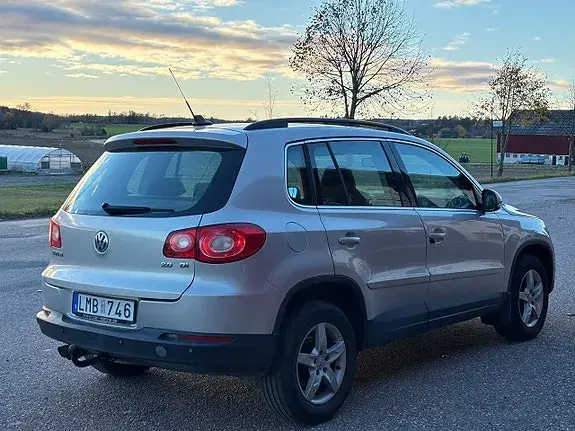 Volkswagen Tiguan 2009 photo 3
