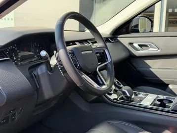 Land Rover Range Rover Velar 2022 photo 2