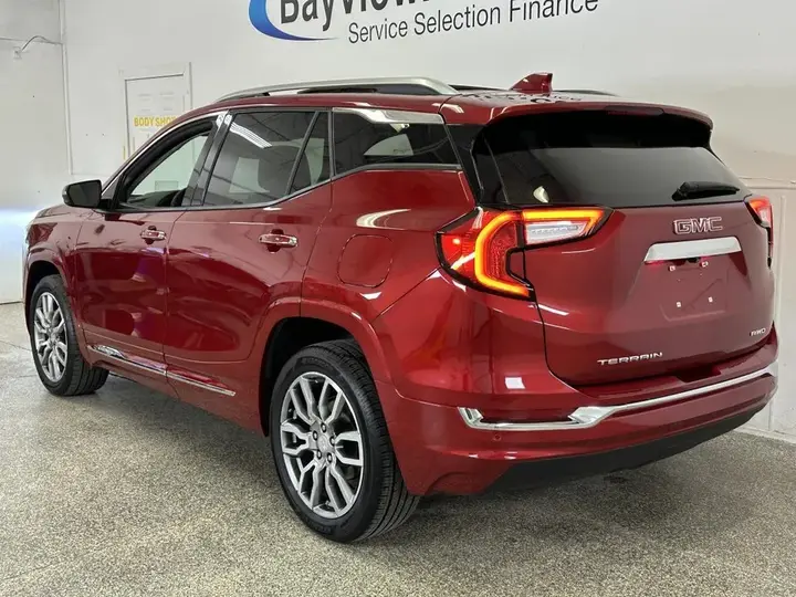 GMC Terrain 2024 photo 5