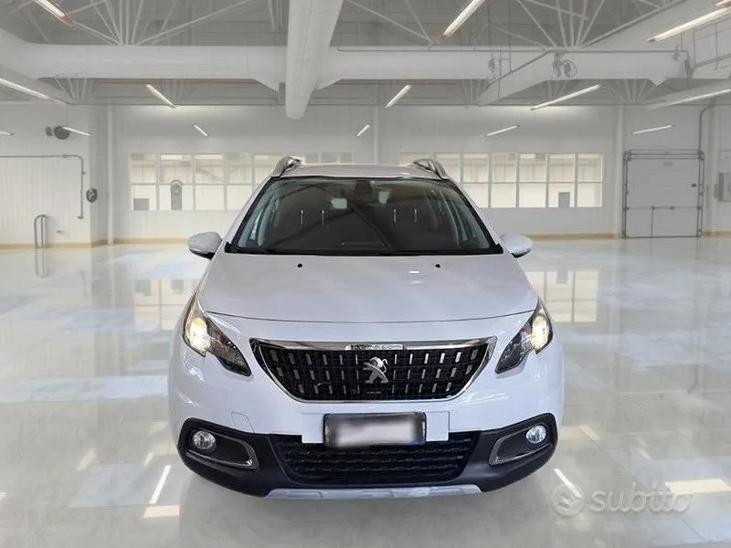 Peugeot 2008 2018 photo 2