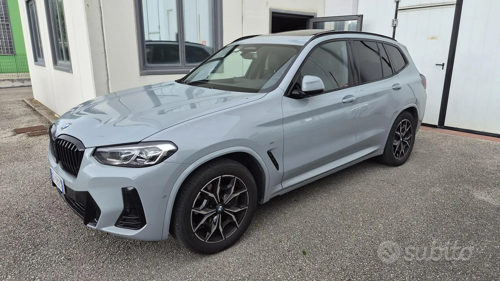 BMW X3 2024 photo 2