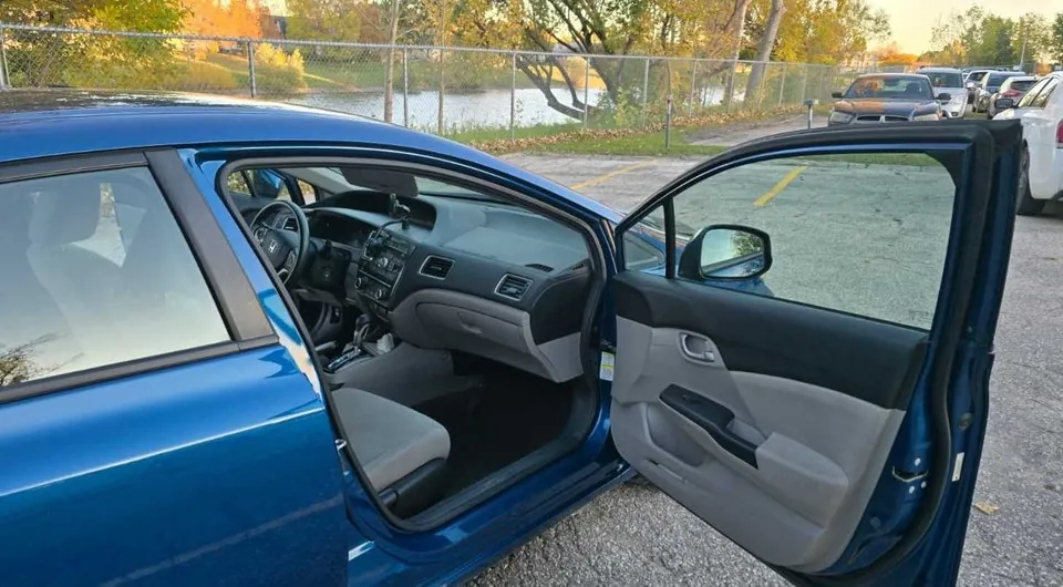 Honda Civic 2013 photo 5
