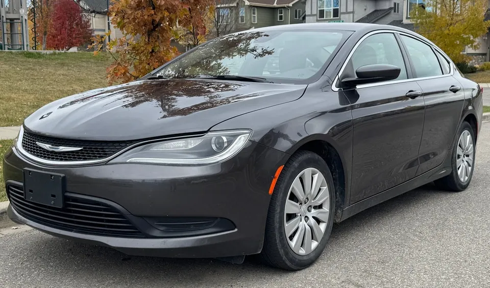 Chrysler 200