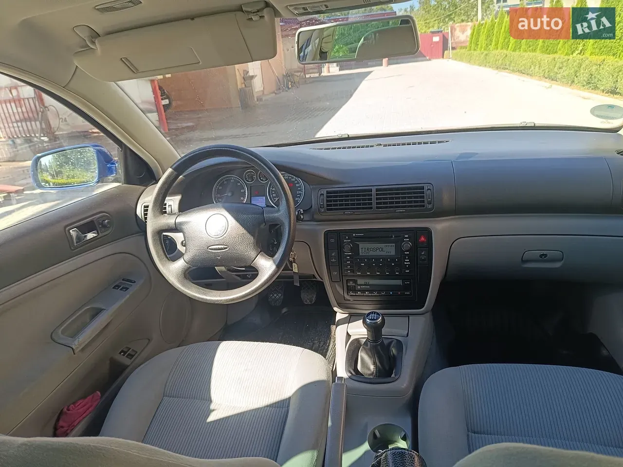 Volkswagen Passat 2003 photo 2